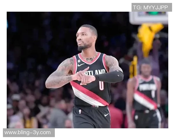 阿夫迪亚与利拉德在更衣室学习中文共同挑战语言的乐趣与魅力